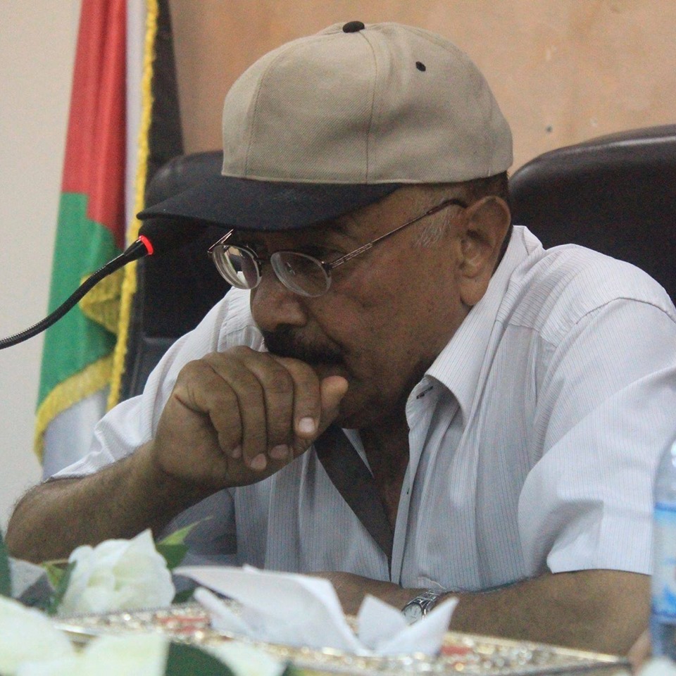 محاضر جامعي يثر الغضب بتغريداته العنصرية: "لا تتزوجوا البشعات ودعوا أرحامهن تجف من العنوسة تزوجوا الجميلات فقط "
