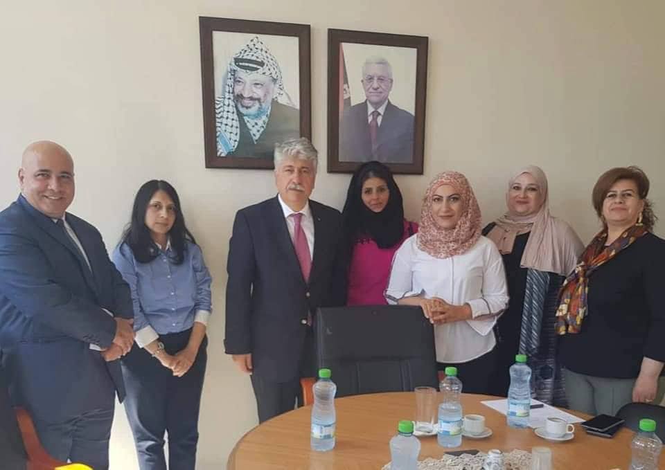 المجدلاني يلتقي أمهات أطفال ذوي التوحد ويُطلعهنّ على خطوات الوزارة لضمان حقوق هذه الفئة
