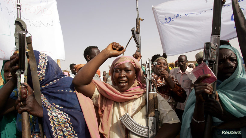 معسكرات لتدريب النساء في السودان.. ما الدوافع ومن يقف وراءها؟
