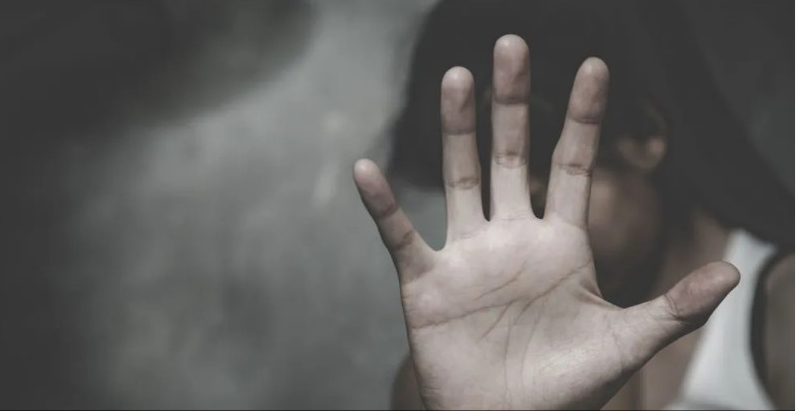 قانون يعاقب مغتصبي القصّر بالإخصاء في هذه الدولة
