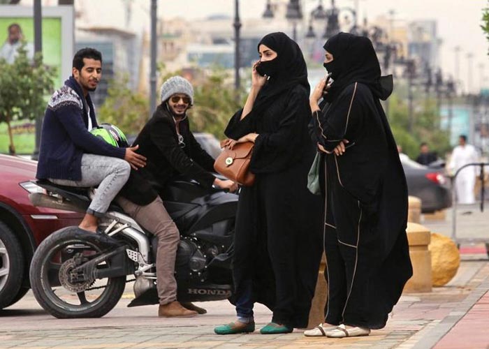 63 % من الموظفات يتعرضن للتحرشات الجنسية في الكويت