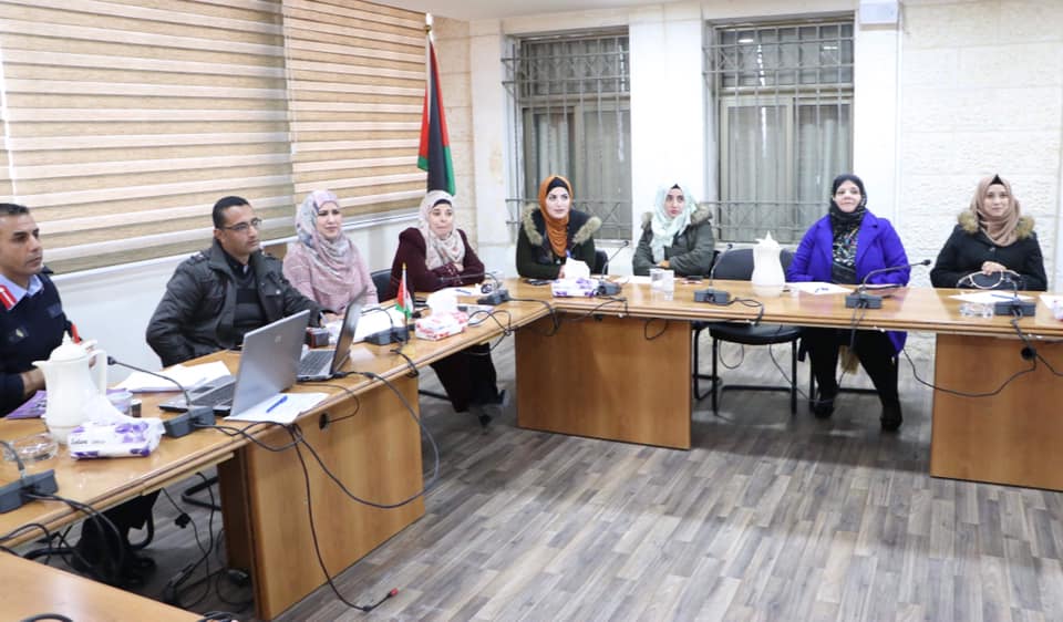 وحدات النوع الاجتماعي في الأجهزة الأمنية تعقد لقاءاً تشاورياً في محافظة الخليل