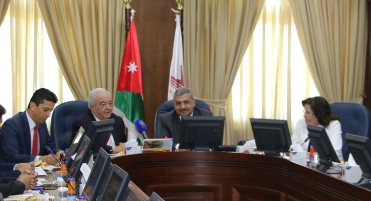 الوزير أبو شهلا يلتقي نظيره الأردني ويبحث معه تعزيز التعاون المشترك في مجال الضمان الاجتماعي