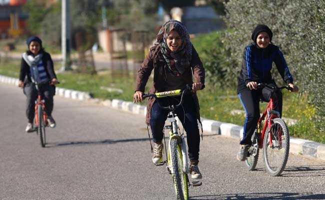 Gaza Women Turn Heads with Bike Rides