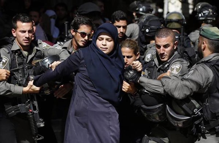 الاحتلال اعتقل 70  فلسطينية خلال 6 أشهر !
