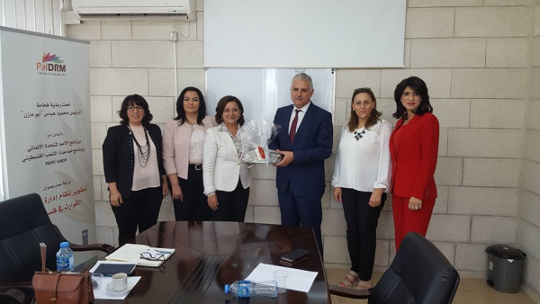 السعداوي يبحث مع منتدى سيدات الأعمال تعزيز مكانة المرأة الريادية
