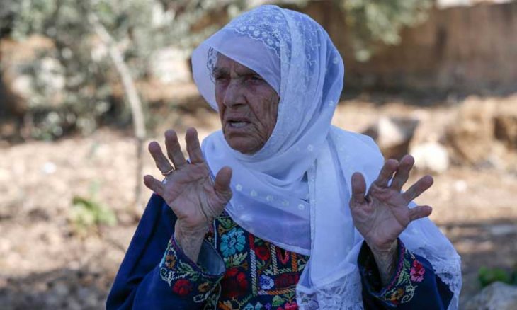جدة النائبة الأمريكية رشيدة طليب: الله يهد ترامب
