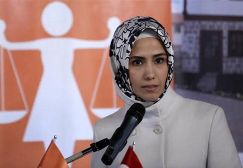 "سمية أردوغان"  تترأس هيئة طبية سرية لعلاج جرحى "داعش"