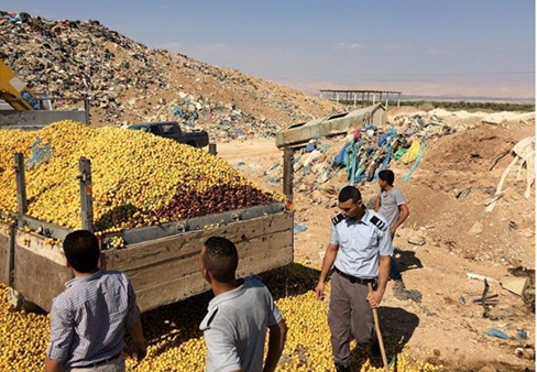 ضبط كميات من البضائع الغير صالحة للاستهلاك الآدمي والمهربة في محافظات مختلفة