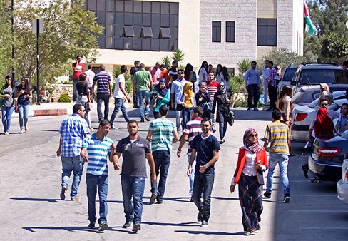 بركات: معدلات القبول في الجامعات الفلسطينية هو 65%