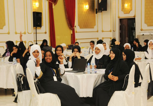المرأة العمانية تستثمر في القطاع العقاري بنسبة 10إلى15%