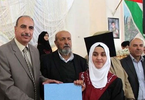 تفوق ثلاث طالبات كفيفات من الخليل في الثانوية العامة على مستوى الوطن