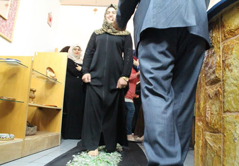 خلال تدريب في جمعية المرأة العاملة
المتدربون: مشينا على الزجاج وكسرنا حاجز الخوف