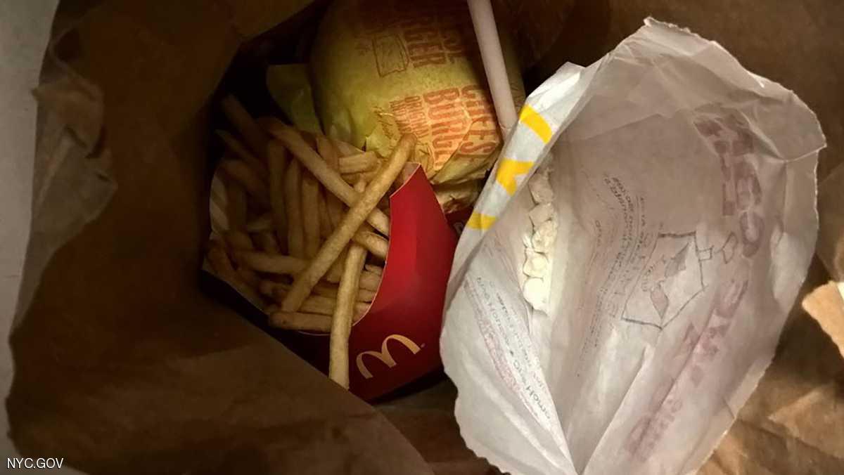 اعتقال مدير  فرع في ماكدونالدز بالجرم المشهود
