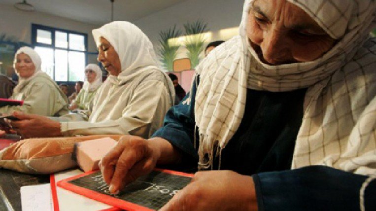 "التربية" تعلن نتائج امتحانات الاجتياز لبرامج تعليم الكبار 