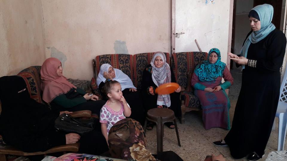 جمعية المرأة العاملة تنفذ لقاءً توعوياً بعنوان "المراهقة "
