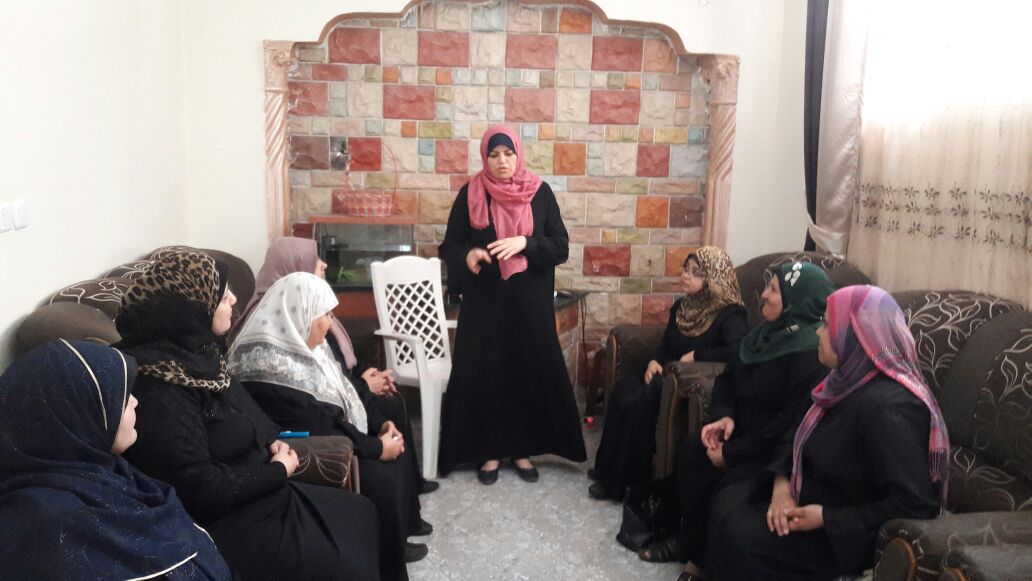 " المرأة العاملة " تنفذ لقاءً توعوياً بعنوان "المشاكل السلوكية عند الأطفال " 
