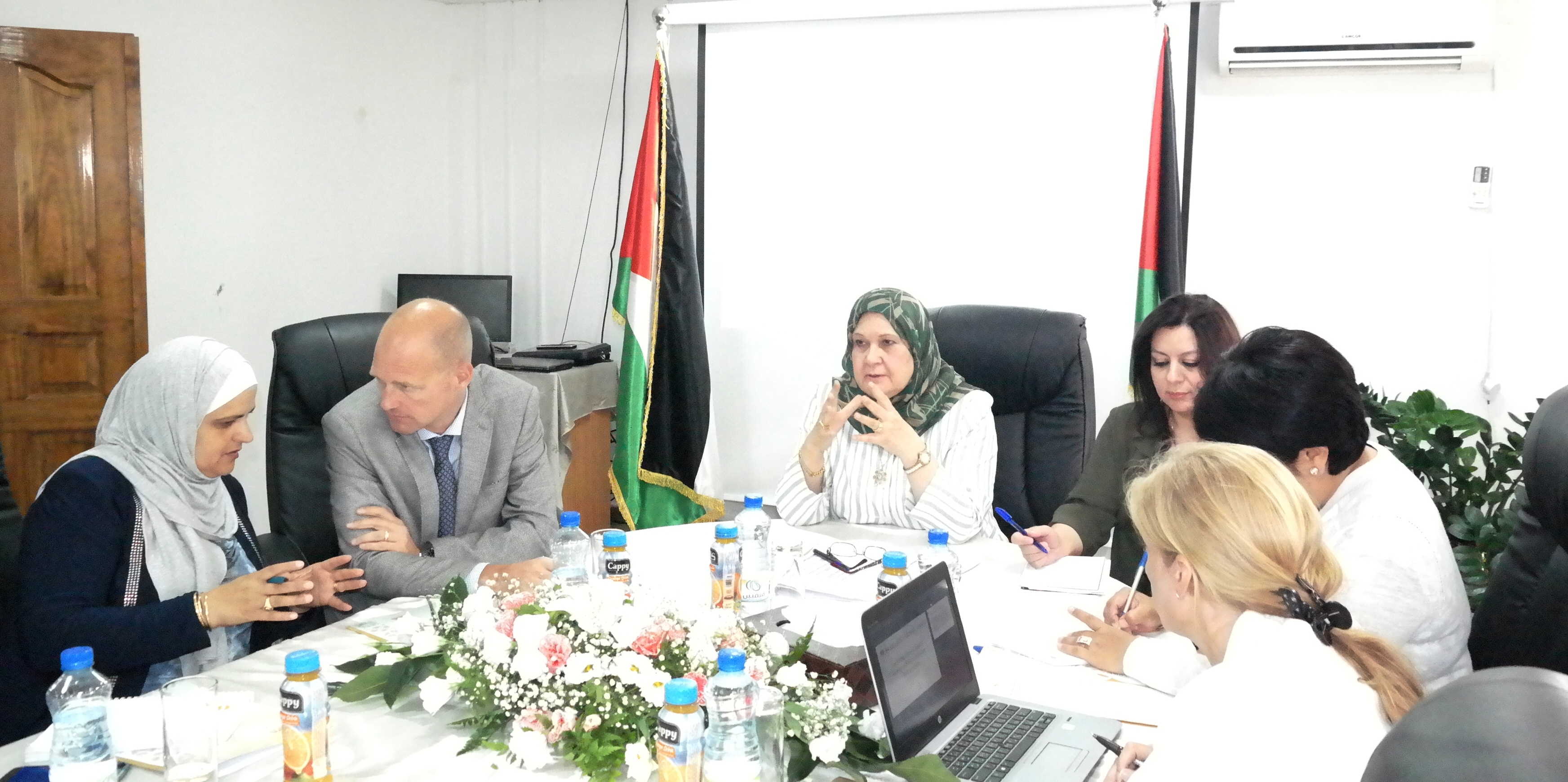 الأغا تلتقي ممثلي بعض مؤسسات الأمم المتحدة وعدد من الوزارات الشريكة