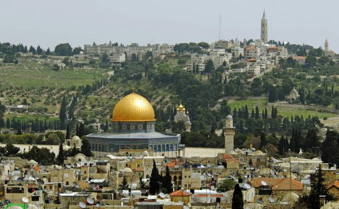 صوت| منظمة كير العالمية في فلسطين تقدم ورقة موقف حول واقع القدس في ظل الكورونا