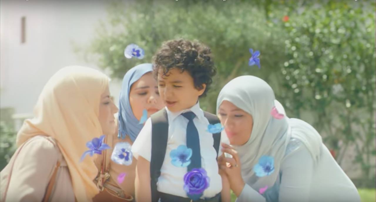 الإعلانات التجارية تعمل على ترسيم صور نمطية حول دور المرأة 
