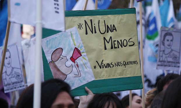 Women in Peru protest against rising tide of murder and sexual crime 