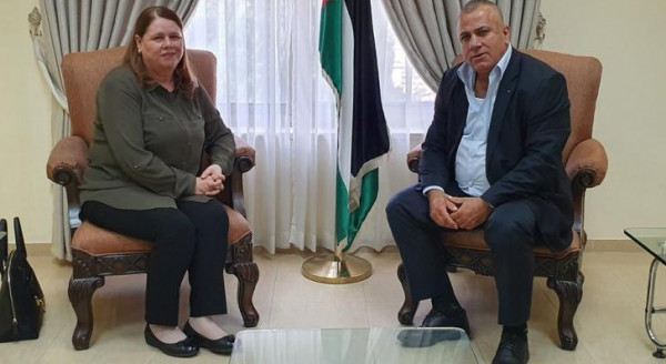 قطامي والبرغوثي يبحثان سبل تعزيز مشاريع وبرامج تمكين المرأة