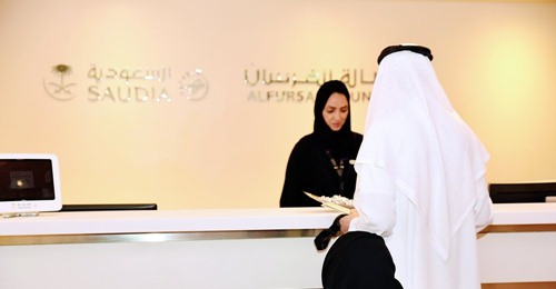 20 سعودية يبدأن العمل في مطارات المملكة
