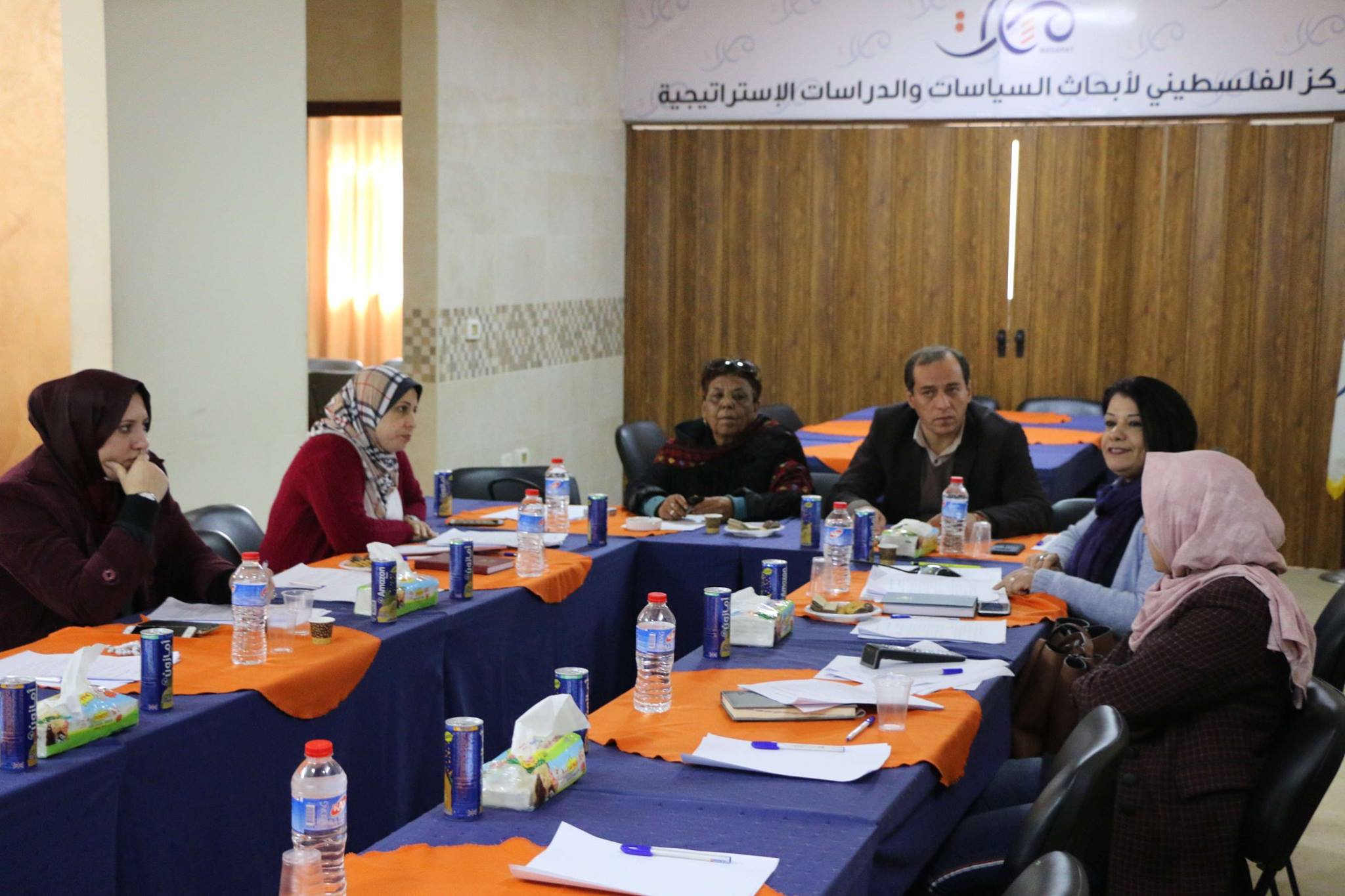 الدعوة إلى مواصلة الحوار بين الأطر النسوية للتشبيك والعمل المشترك على القضايا التوافقية
