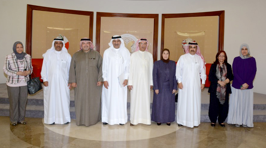اللجنة الإشرافية العليا ليوم المرأة البحرينية تعقد اجتماعها الأول
