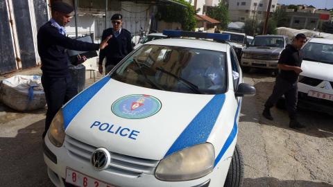 ارزيقات: تمكنا من العثور على مركبة شرطة مسروقة في البيرة
