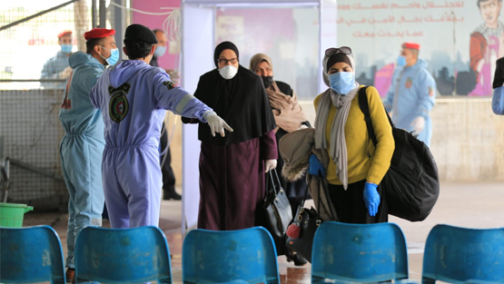 السفير الديك: 764 من العالقين يصلون اليوم أرض الوطن
