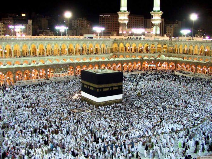 السعودية تعلق دخول المملكة للعمرة مؤقتًا بسبب 'كورونا'
