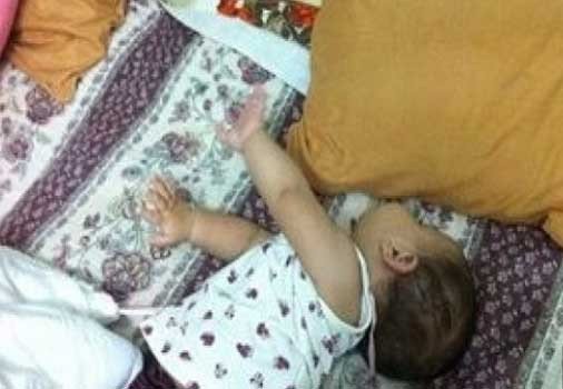 إصابة رضيعة إثر انسكاب ماء مغلي عليها في النقب