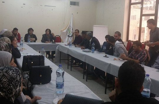 "ديار" تنظم ندوة حوارية حول دور المرأة في الثقافة الفلسطينية
