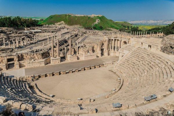 شمس الحضارات "سبسطية" تصارع البقاء
