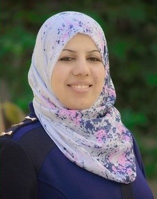 المعلمة أبو صالح تنافس على لقب أفضل معلمة في الوطن

