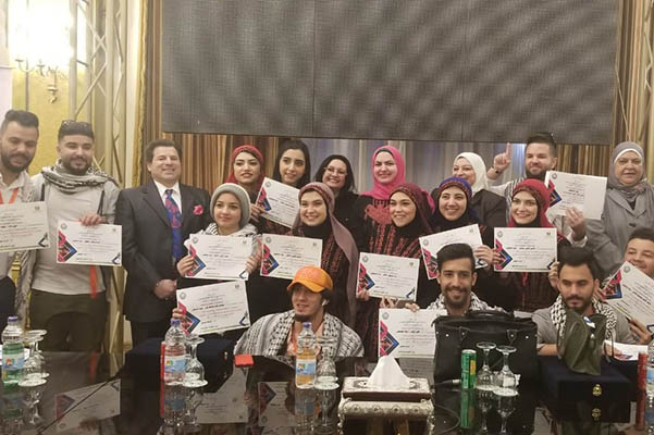 فرقة فلسطينية تحصل على المركز الأول بمهرجان الفنون الشعبية والتراثية للشباب العربي