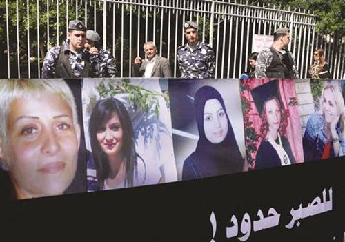 نساء لبنان: أسرعوا في محاكمة قتلة النساء
