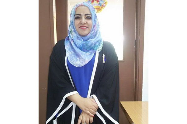 باحثةٌ فلسطينية تُقدّم بحثاً في مجال العلاقات العامة الرقمية الأول عربياً