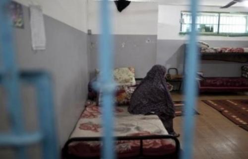 ظروف قاسية تهدد صحة الأسيرات الحوامل في سجن الدامون