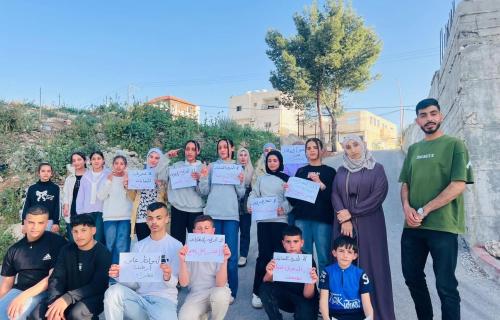 من "القاعدة المجتمعية إلى العالم".. مبادرة شبابية لمواجهة حرق النفايات الإلكترونية في دير سامت