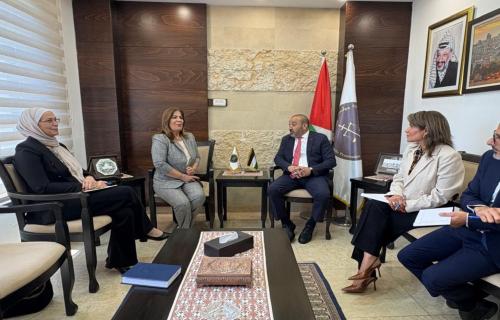 الوزيرة الخليلي والنائب العام المستشار الخطيب يبحثان تعزيز الشراكة في منظومة الحماية ومناهضة العنف ضد المرأة
