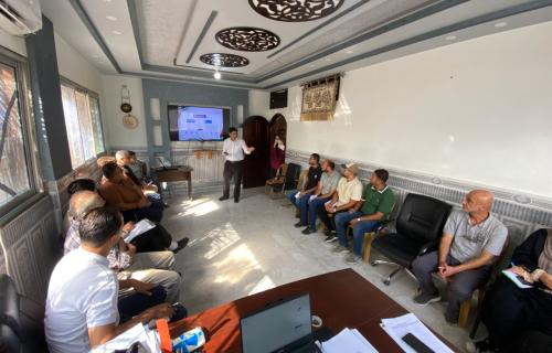 لجنة الانتخابات تدرب طواقمها في قطاع غزة