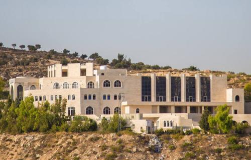 "كافي لاب" يفتتح فرعه السابع في رام الله.. قهوة بمذاق المسؤولية المجتمعية وخيارات صحية تلبي احتياجات المجتمع