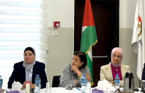 أين النساء في هياكل صنع القرار؟ قراءة في نتائج الانتخابات الداخلية للفصائل الفلسطينية