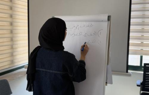 "نساء إف إم" تدرب طاقمها وصحفيات على مواجهة المخاطر الرقمية وحماية الحسابات