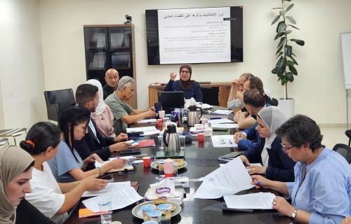 ائتلاف "أمان" يناقش أثر قانون الجرائم الإلكترونية على الفضاء المدني في فلسطين