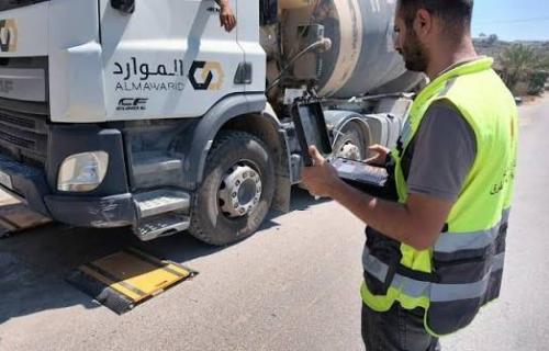 غالبية الشاحنات التي تم فحصها بحمولات زائدة.. وزارة النقل والمواصلات تطلق حملة لفحص أوزان الشاحنات