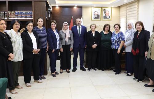 النائب العام يلتقي وفداً من الاتحاد العام للمرأة الفلسطينية