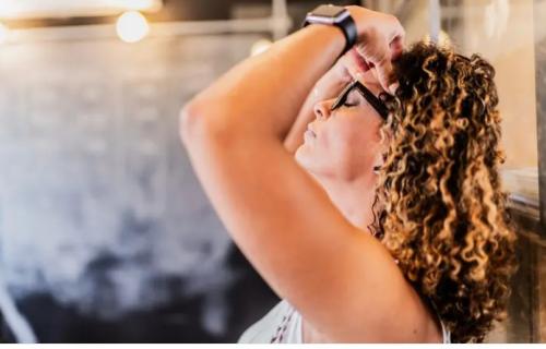 العلم يحسمها.. التوتر يؤثر على الوظائف العقلية للمرأة أكثر من الرجل